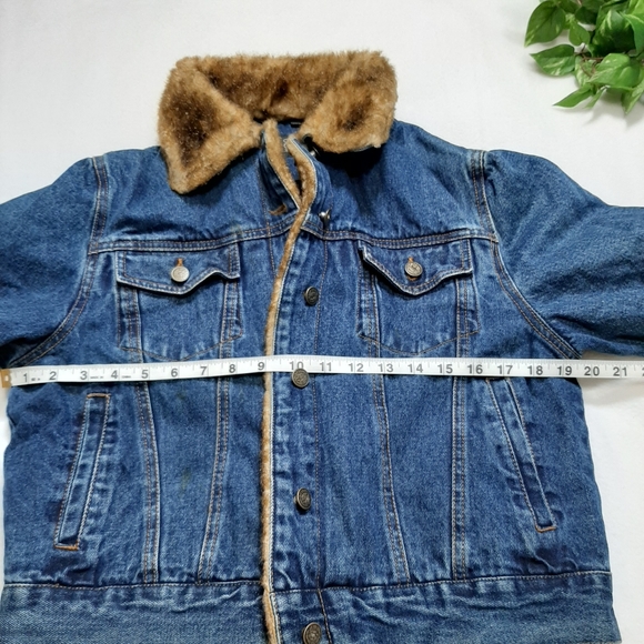 Excelled Collection Faux Fur Trim Jean Jacket M - Picture 7 of 11